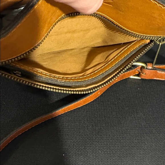Like New Patricia Nash ❤️Crossbody - Picture 5 of 8